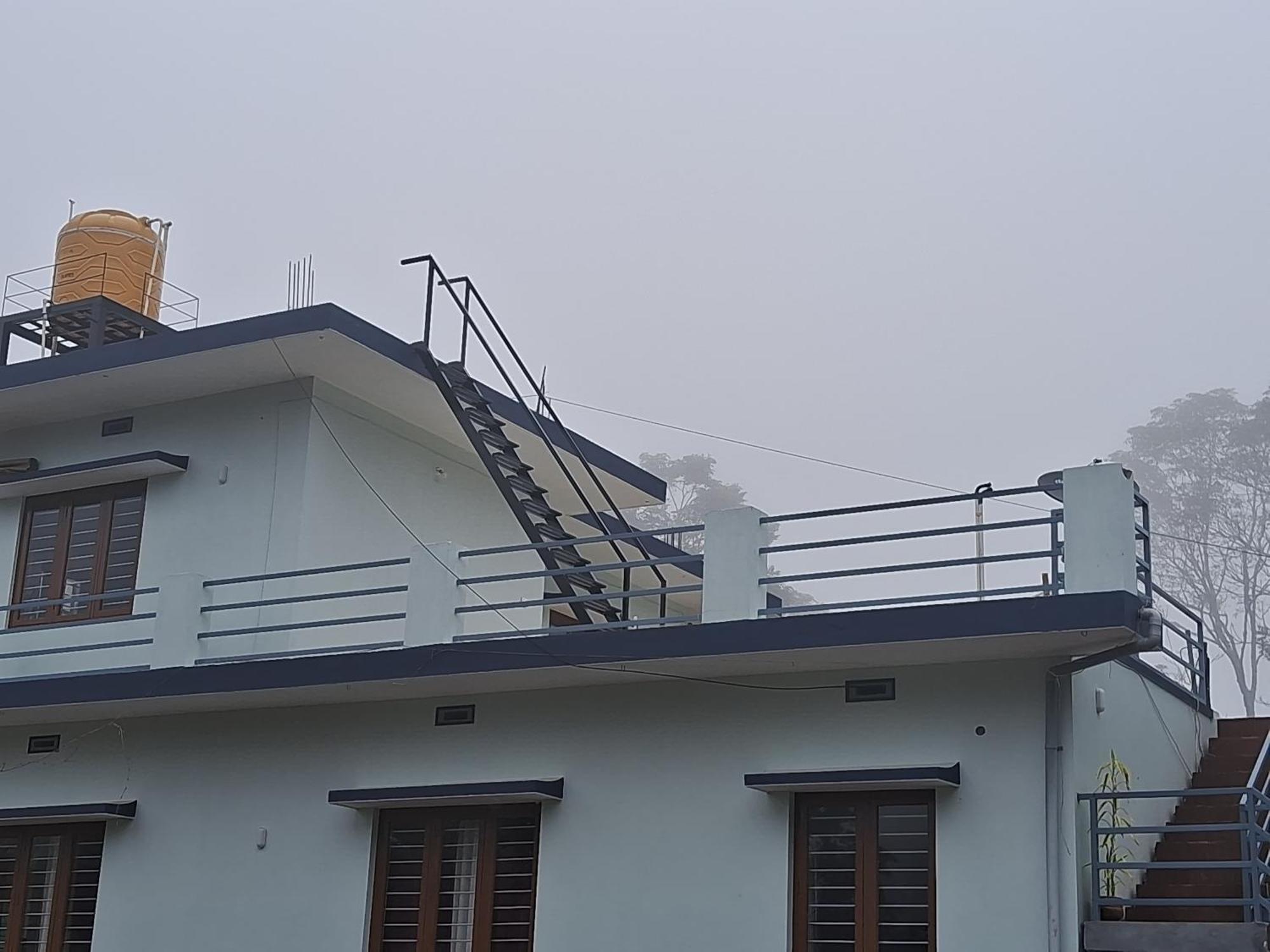 מדיקרי Coorg Teakwood Treasure Homestay מראה חיצוני תמונה